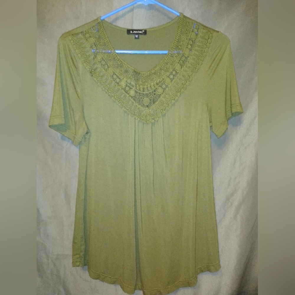 A.Jesdani short sleeve crocheted detailed top blouse